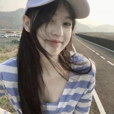 小黄花青草地